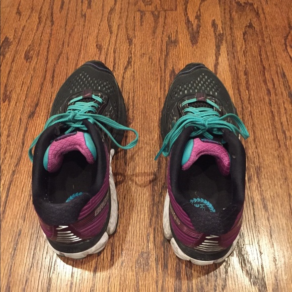 brooks ghost 9 womens size 7